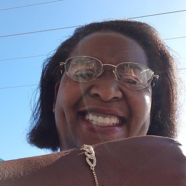 SMILEY SHE
